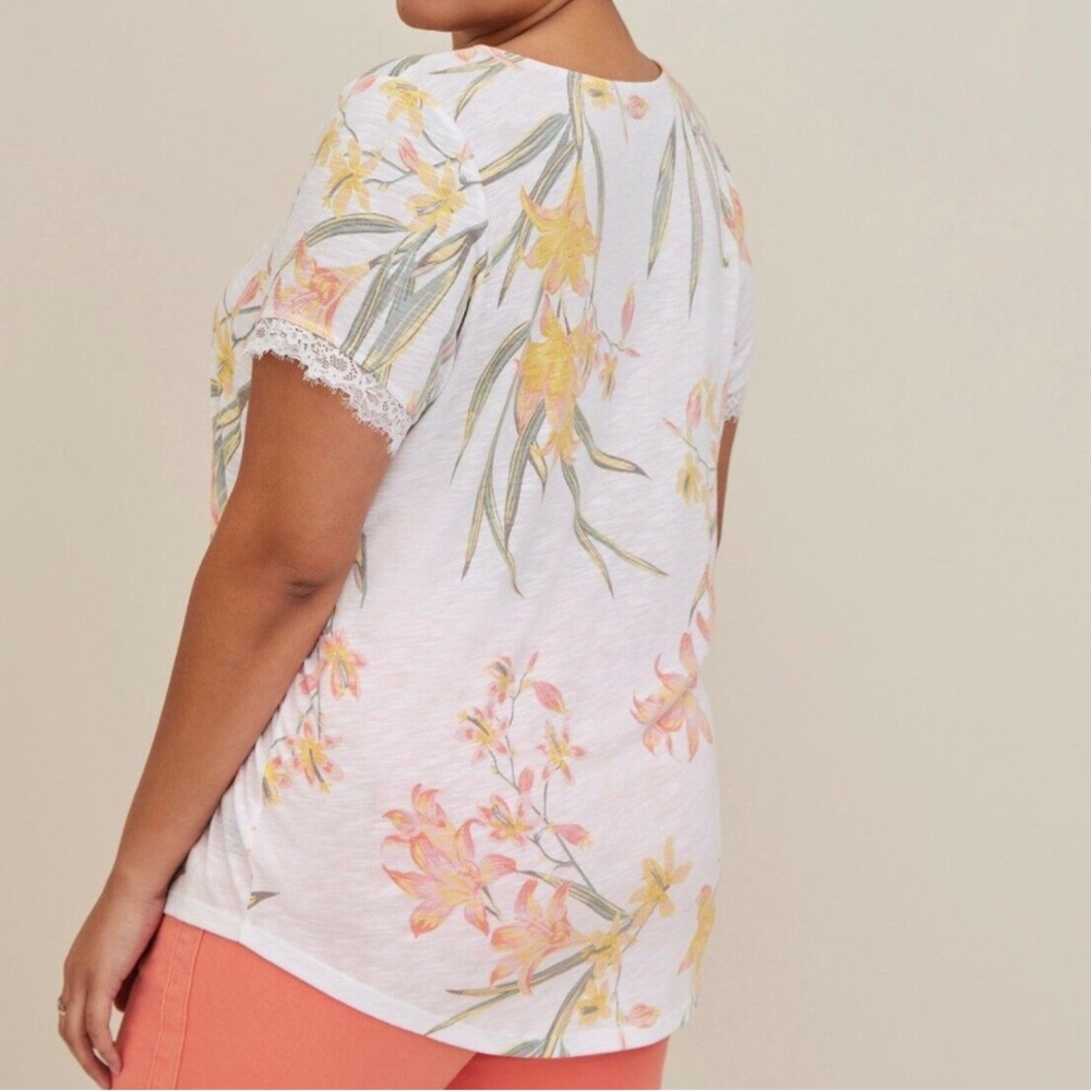 < Torrid White Floral Lace Trimmed Top > - Picture 5 of 6